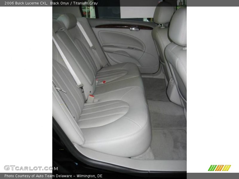 Black Onyx / Titanium Gray 2006 Buick Lucerne CXL