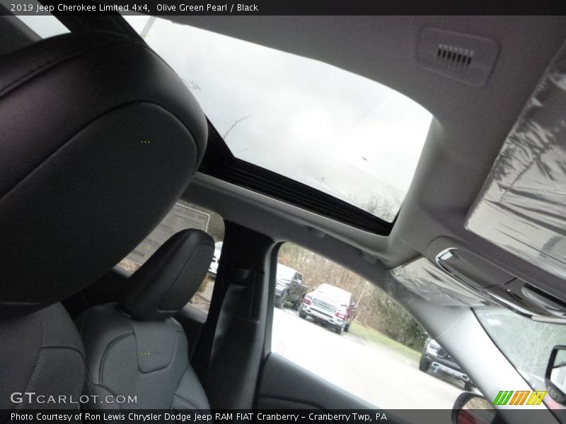 Olive Green Pearl / Black 2019 Jeep Cherokee Limited 4x4