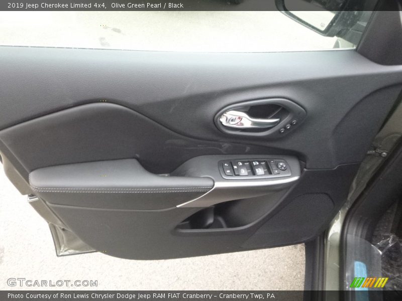 Olive Green Pearl / Black 2019 Jeep Cherokee Limited 4x4