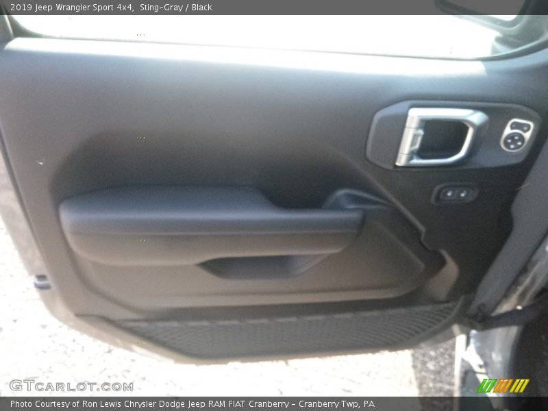 Sting-Gray / Black 2019 Jeep Wrangler Sport 4x4