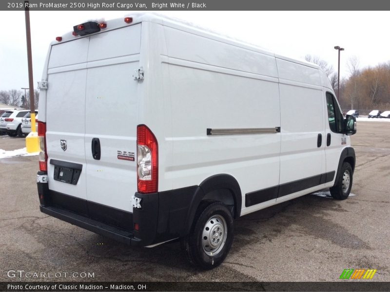 Bright White / Black 2019 Ram ProMaster 2500 High Roof Cargo Van