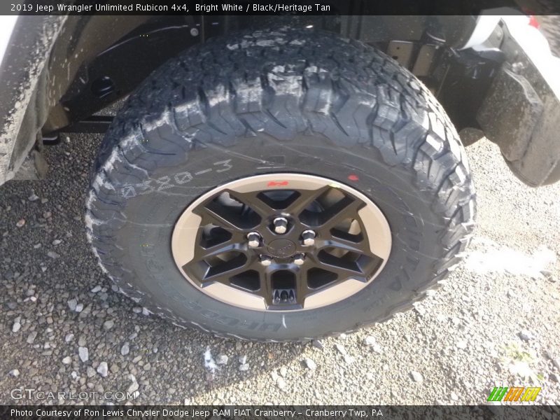 Bright White / Black/Heritage Tan 2019 Jeep Wrangler Unlimited Rubicon 4x4