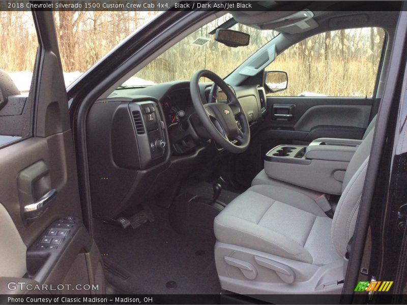 Black / Dark Ash/Jet Black 2018 Chevrolet Silverado 1500 Custom Crew Cab 4x4