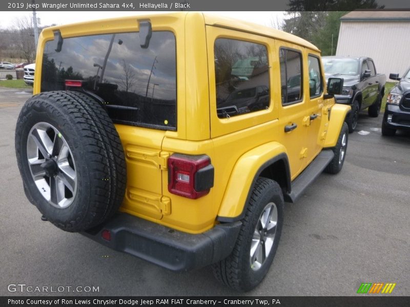Hellayella / Black 2019 Jeep Wrangler Unlimited Sahara 4x4