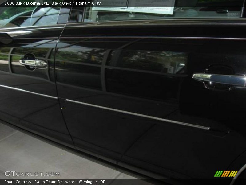 Black Onyx / Titanium Gray 2006 Buick Lucerne CXL