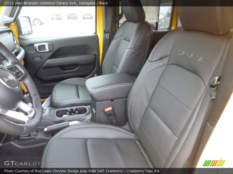 Hellayella / Black 2019 Jeep Wrangler Unlimited Sahara 4x4