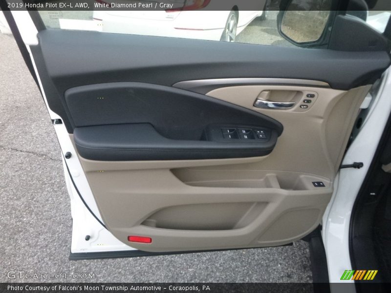 White Diamond Pearl / Gray 2019 Honda Pilot EX-L AWD