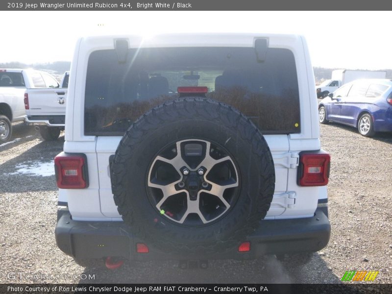 Bright White / Black 2019 Jeep Wrangler Unlimited Rubicon 4x4