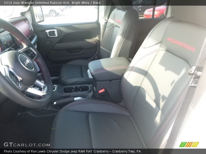 Bright White / Black 2019 Jeep Wrangler Unlimited Rubicon 4x4