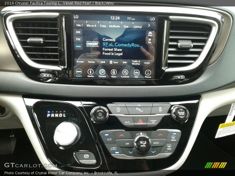 Velvet Red Pearl / Black/Alloy 2019 Chrysler Pacifica Touring L