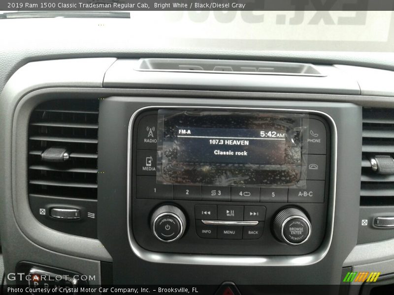 Controls of 2019 1500 Classic Tradesman Regular Cab