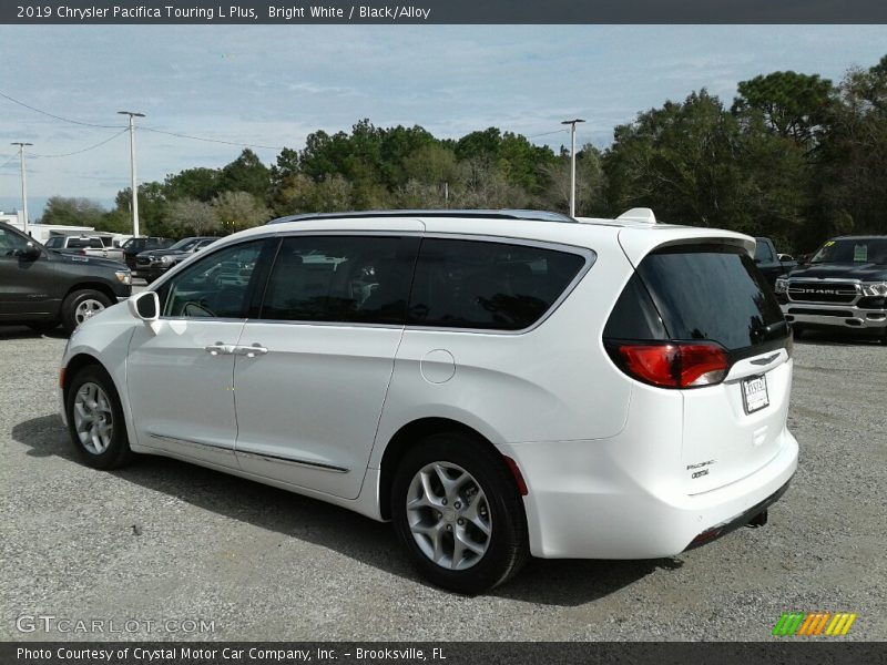 Bright White / Black/Alloy 2019 Chrysler Pacifica Touring L Plus