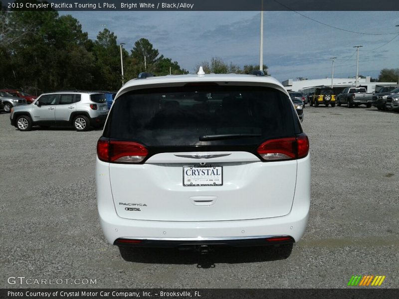 Bright White / Black/Alloy 2019 Chrysler Pacifica Touring L Plus