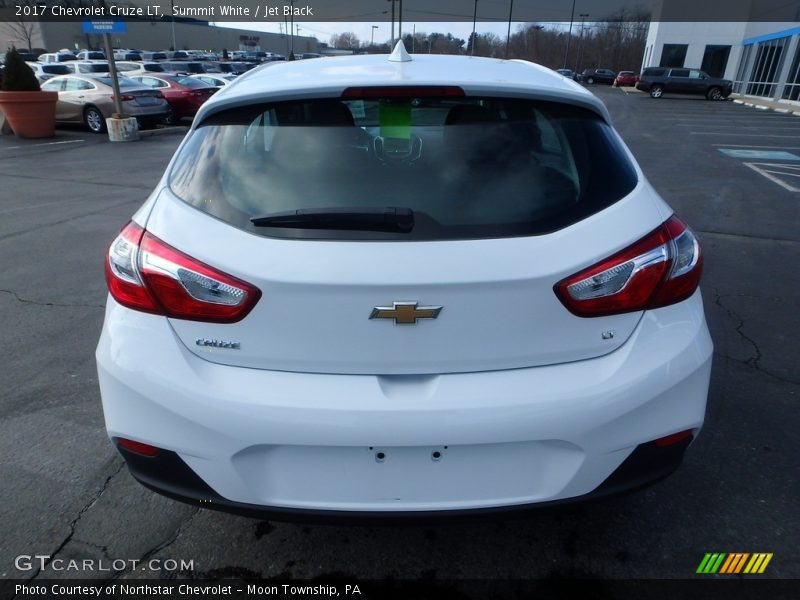 Summit White / Jet Black 2017 Chevrolet Cruze LT