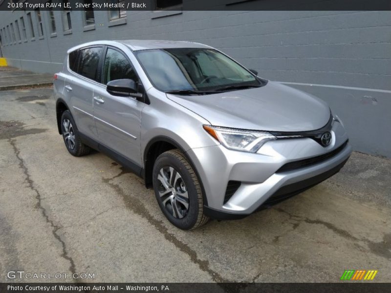 Silver Sky Metallic / Black 2018 Toyota RAV4 LE