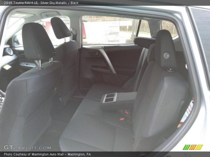 Silver Sky Metallic / Black 2018 Toyota RAV4 LE