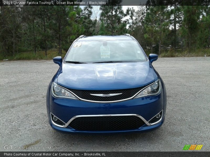 Ocean Blue Metallic / Black/Alloy 2019 Chrysler Pacifica Touring L