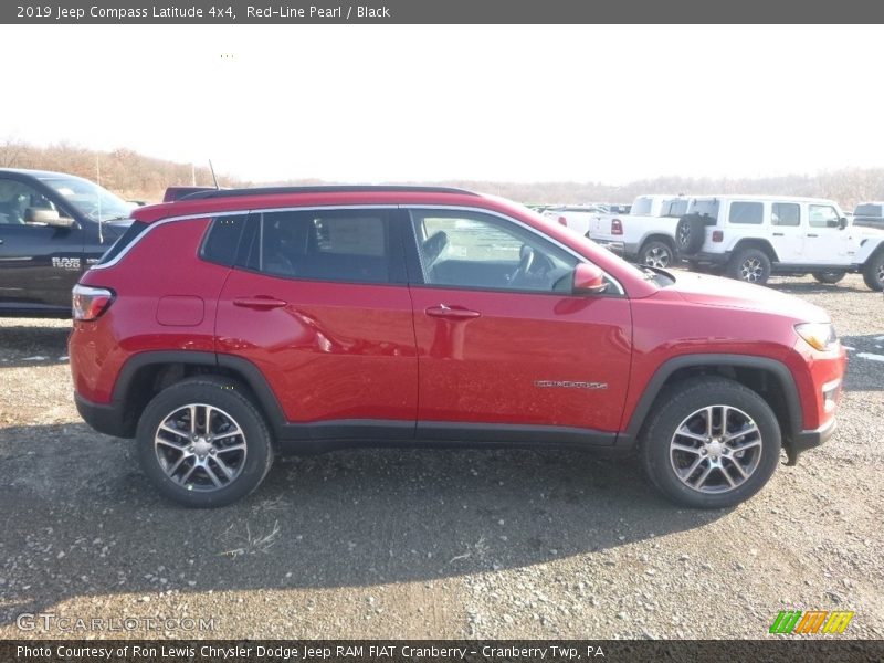 Red-Line Pearl / Black 2019 Jeep Compass Latitude 4x4