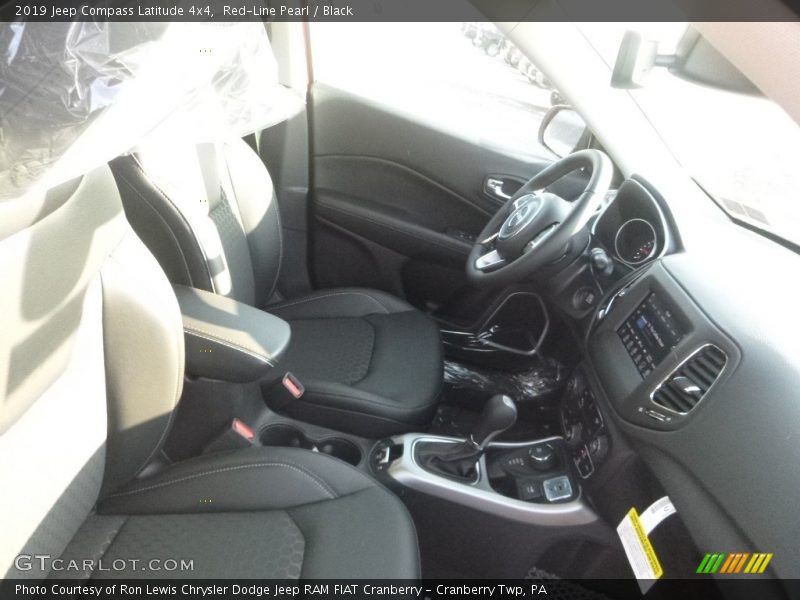 Red-Line Pearl / Black 2019 Jeep Compass Latitude 4x4