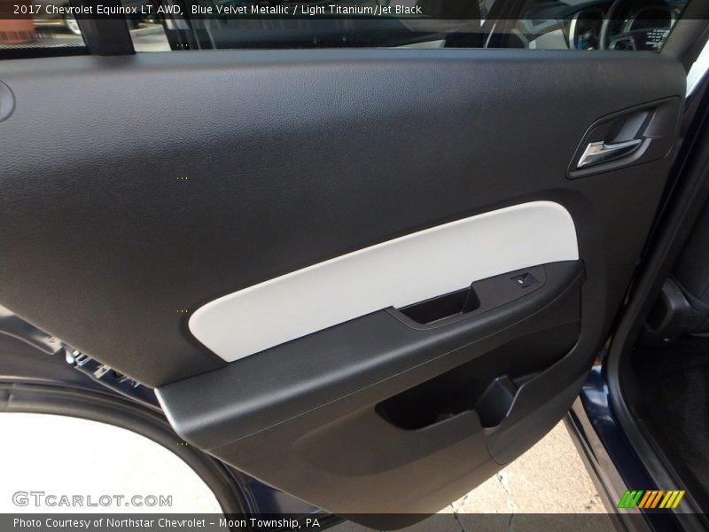 Blue Velvet Metallic / Light Titanium/Jet Black 2017 Chevrolet Equinox LT AWD