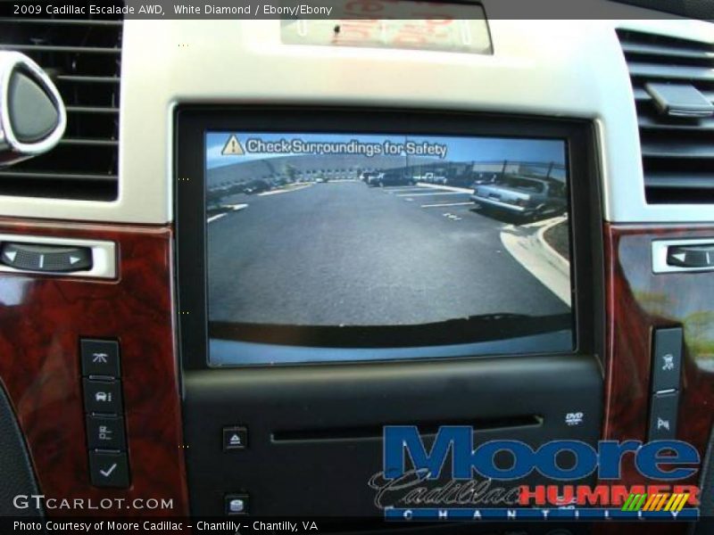 White Diamond / Ebony/Ebony 2009 Cadillac Escalade AWD