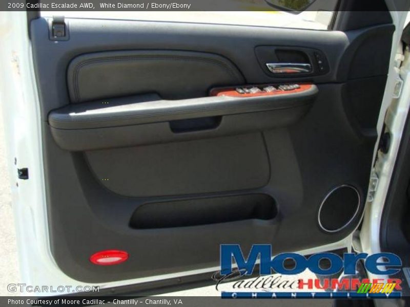 White Diamond / Ebony/Ebony 2009 Cadillac Escalade AWD