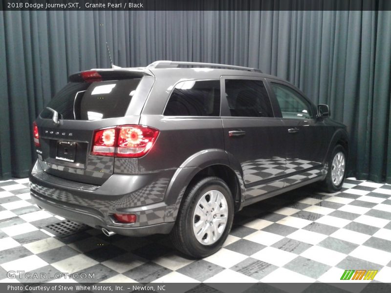 Granite Pearl / Black 2018 Dodge Journey SXT