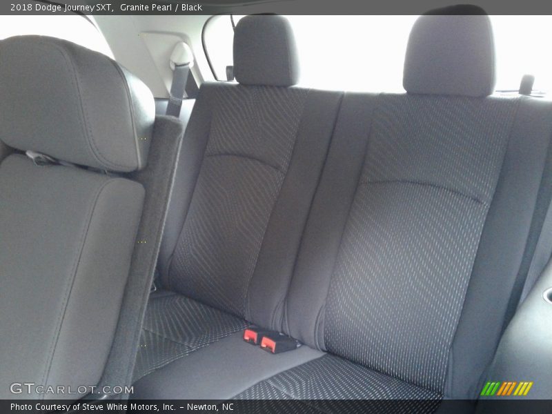 Granite Pearl / Black 2018 Dodge Journey SXT