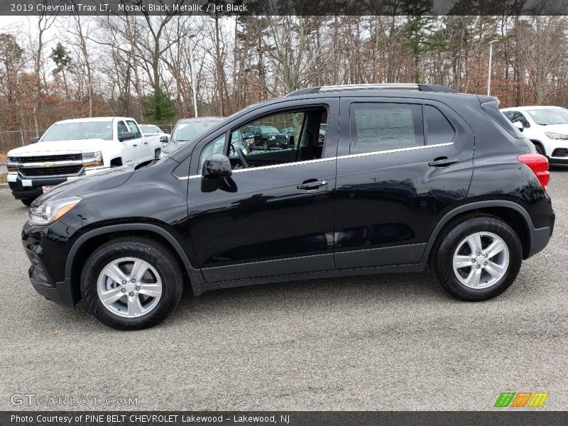 Mosaic Black Metallic / Jet Black 2019 Chevrolet Trax LT