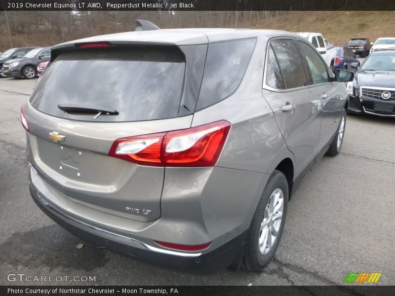 Pepperdust Metallic / Jet Black 2019 Chevrolet Equinox LT AWD