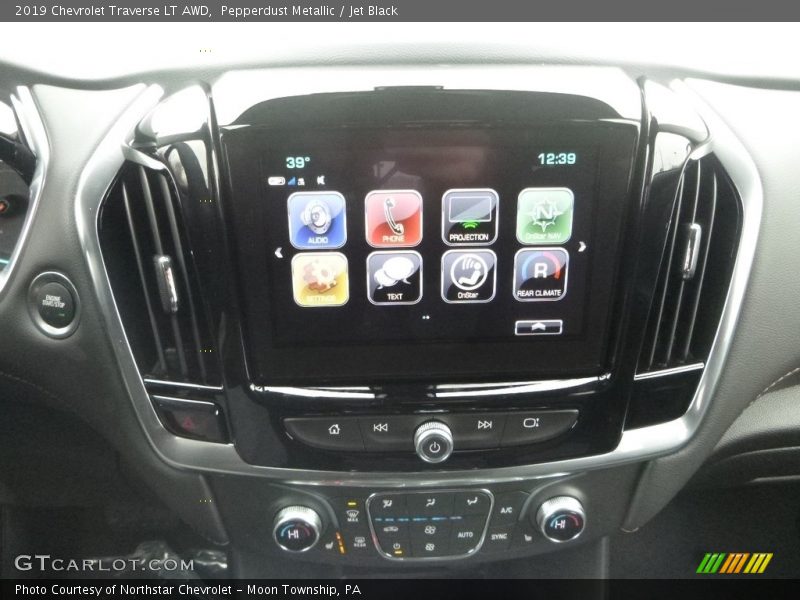 Pepperdust Metallic / Jet Black 2019 Chevrolet Traverse LT AWD
