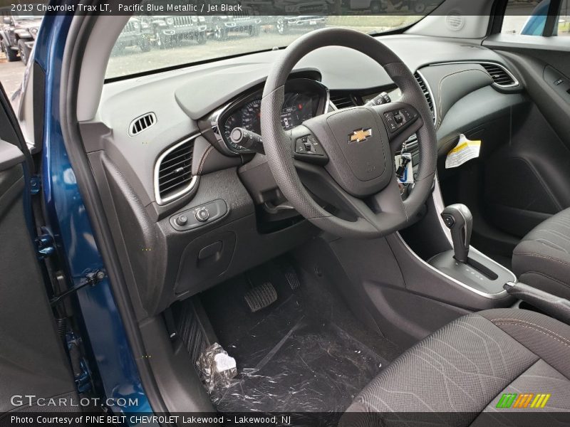 Pacific Blue Metallic / Jet Black 2019 Chevrolet Trax LT
