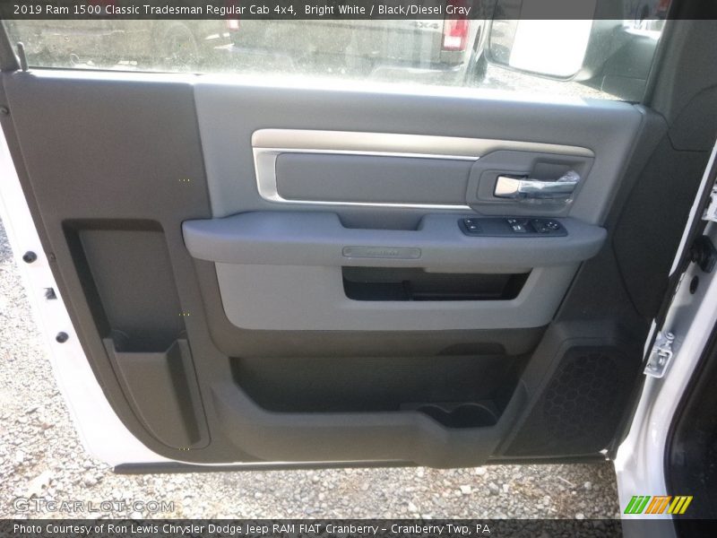 Bright White / Black/Diesel Gray 2019 Ram 1500 Classic Tradesman Regular Cab 4x4