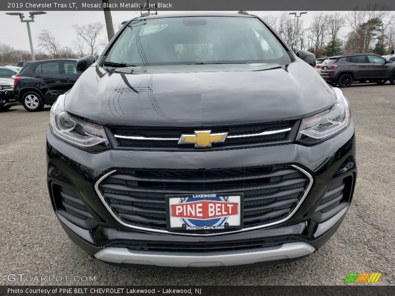 Mosaic Black Metallic / Jet Black 2019 Chevrolet Trax LT