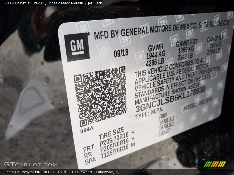 Mosaic Black Metallic / Jet Black 2019 Chevrolet Trax LT