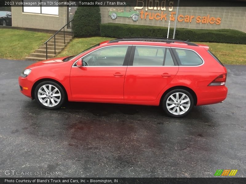 Tornado Red / Titan Black 2013 Volkswagen Jetta TDI SportWagen
