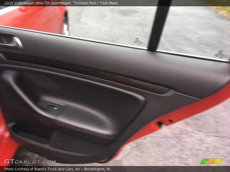 Tornado Red / Titan Black 2013 Volkswagen Jetta TDI SportWagen