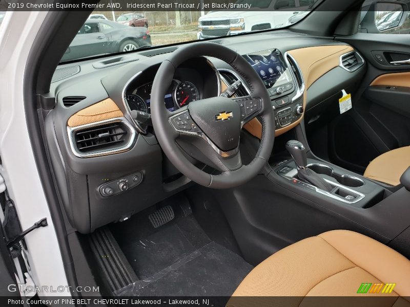 Iridescent Pearl Tricoat / Jet Black/Brandy 2019 Chevrolet Equinox Premier AWD