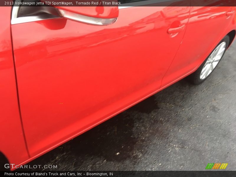 Tornado Red / Titan Black 2013 Volkswagen Jetta TDI SportWagen