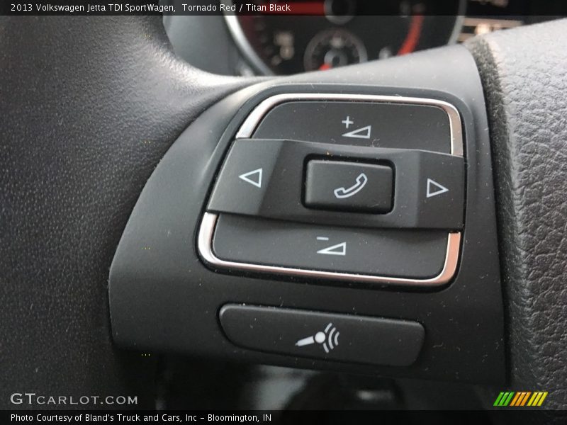 Tornado Red / Titan Black 2013 Volkswagen Jetta TDI SportWagen