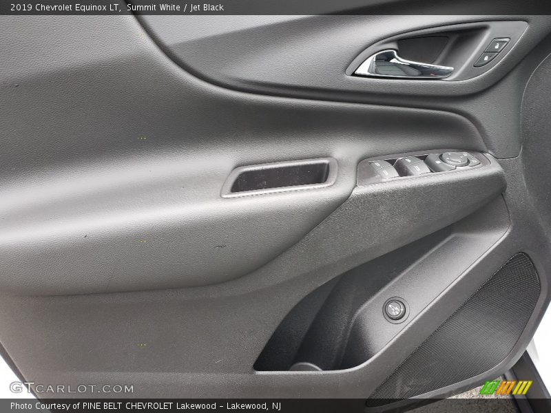 Summit White / Jet Black 2019 Chevrolet Equinox LT