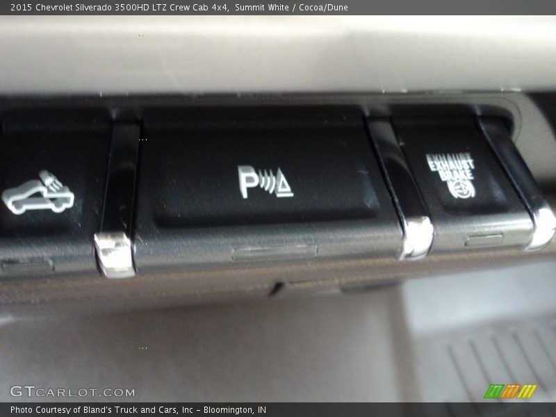 Summit White / Cocoa/Dune 2015 Chevrolet Silverado 3500HD LTZ Crew Cab 4x4