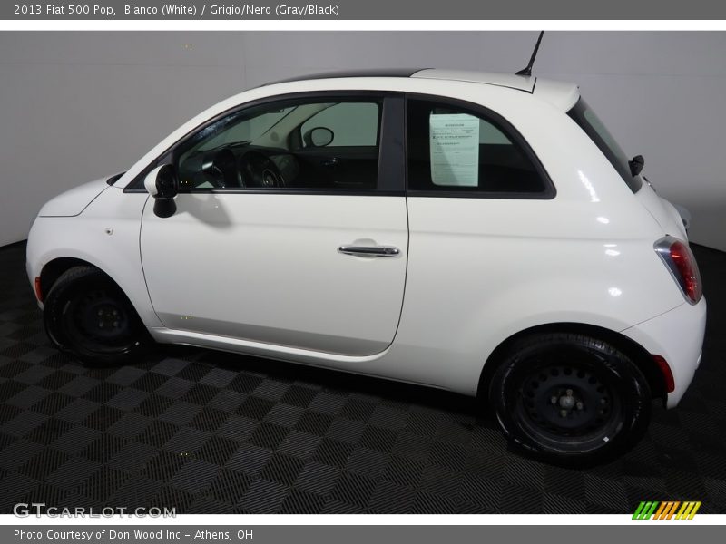 Bianco (White) / Grigio/Nero (Gray/Black) 2013 Fiat 500 Pop