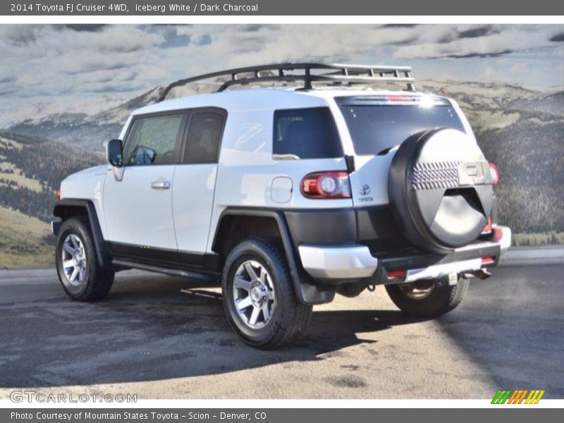 Iceberg White / Dark Charcoal 2014 Toyota FJ Cruiser 4WD