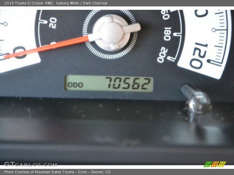 Iceberg White / Dark Charcoal 2014 Toyota FJ Cruiser 4WD