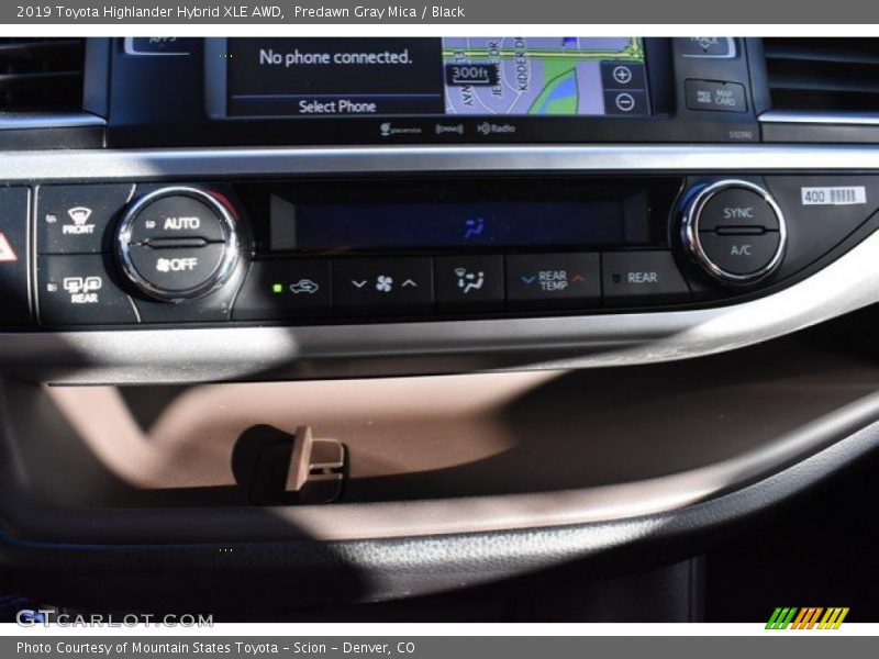 Predawn Gray Mica / Black 2019 Toyota Highlander Hybrid XLE AWD
