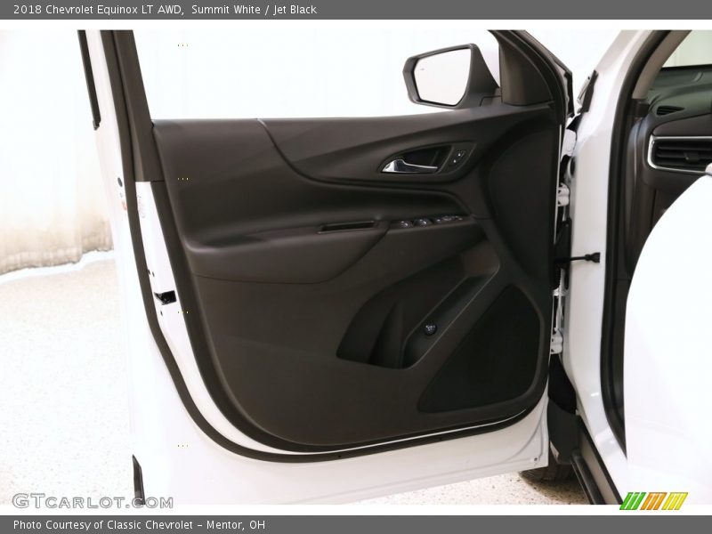 Summit White / Jet Black 2018 Chevrolet Equinox LT AWD