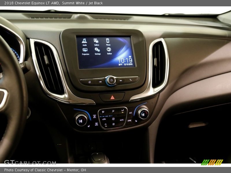 Summit White / Jet Black 2018 Chevrolet Equinox LT AWD