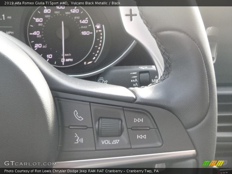  2019 Giulia Ti Sport AWD Steering Wheel