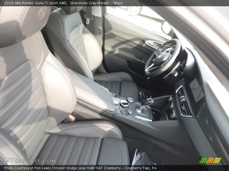 Silverstone Gray Metallic / Black 2019 Alfa Romeo Giulia Ti Sport AWD